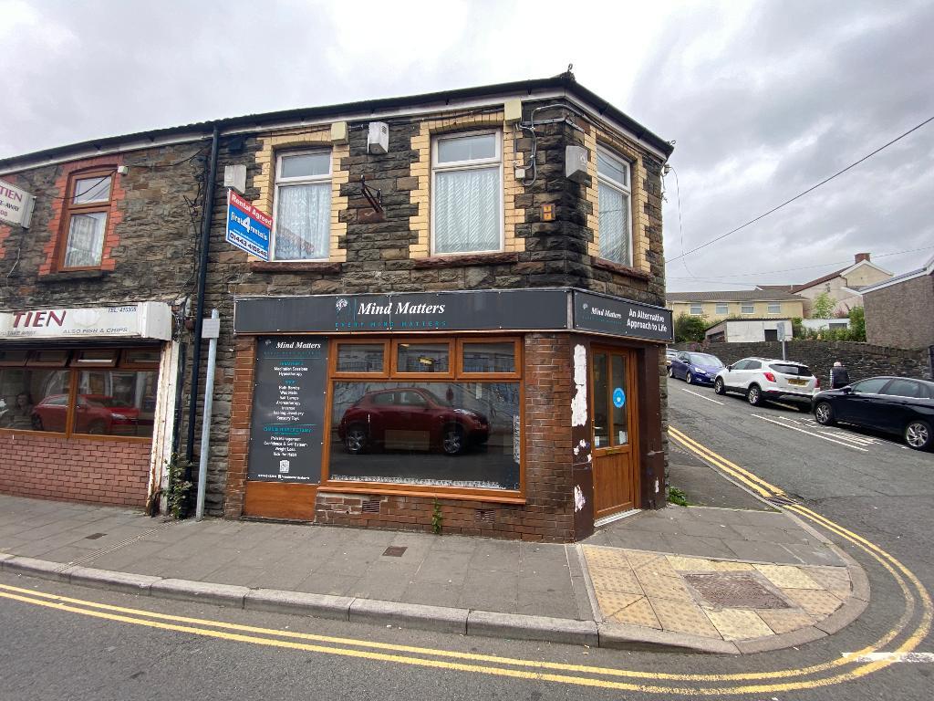 Fox Street, Shop, Treharris, Treharris, CF46 5HE