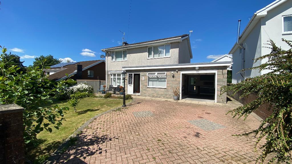 3 Bedroom Detached For Sale in Merthyr Tydfil, CF48 1EN Estates